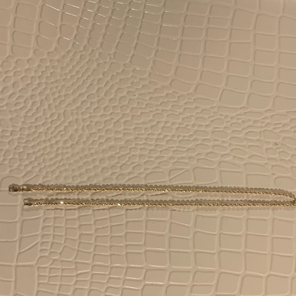 10k Gold Rope Chain 18in 2.5mm - Picture 5 of 5